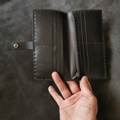 Dámská černá peněženka