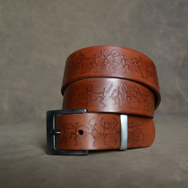 Kožený opasek - Relief hnědý