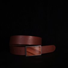 Opasek s originální dřevěnou sponou