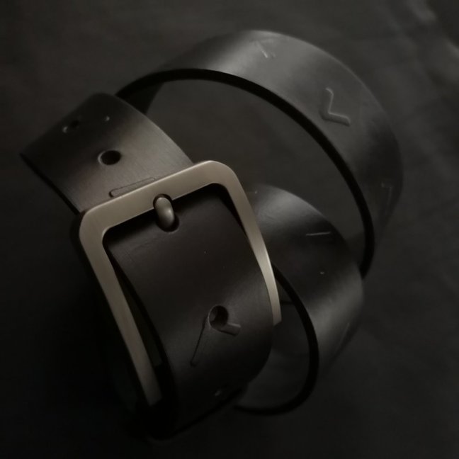 Kožený opasek - Luxusní s nerezovou přezkou