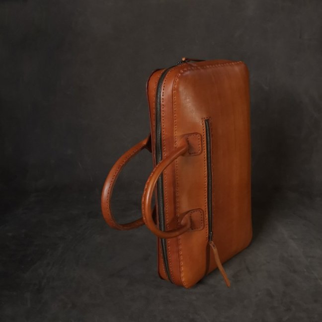 Aktovka unisex s popruhem