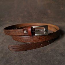 Kožený opasek - středně hnědý, vroubkovaný