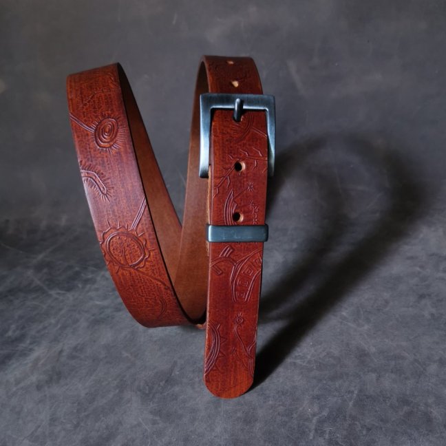 Kožený opasek - Relief  světle hnědý