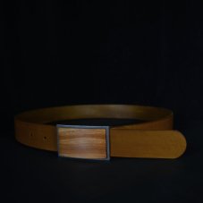 Opasek s originální dřevěnou sponou