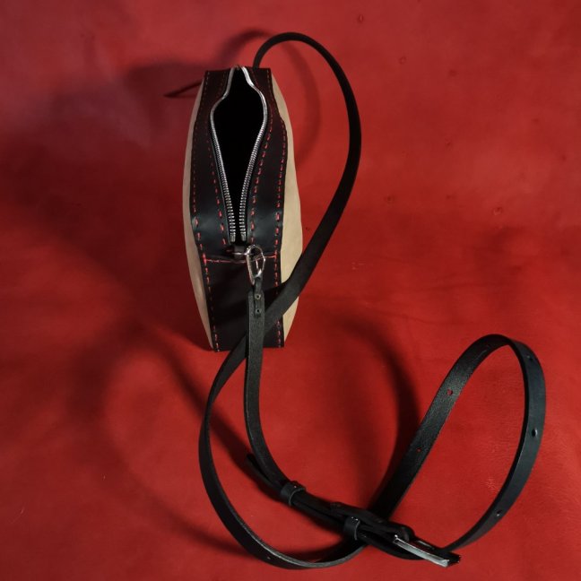 Heboučká, baculatá kabelka