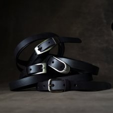 Kožený opasek - Klasik černý s mírně zaoblenou přezkou