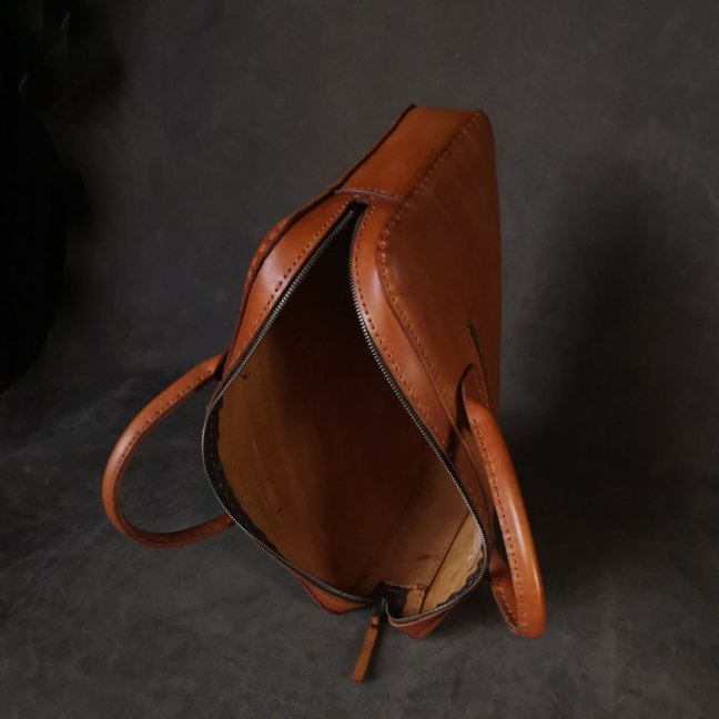 Aktovka unisex s popruhem