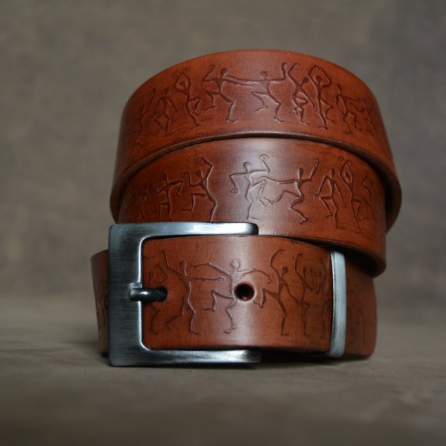 Kožený opasek - Relief hnědý