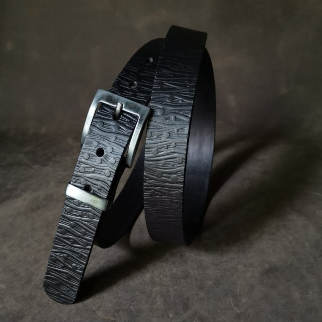 Kožený opasek - Relief černý