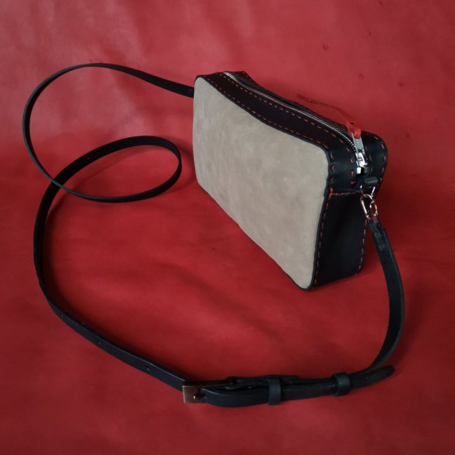 Heboučká, baculatá kabelka