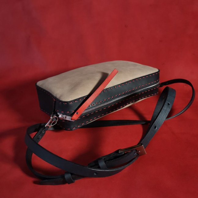 Heboučká, baculatá kabelka