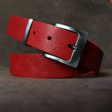 Kožený opasek - Relief červený