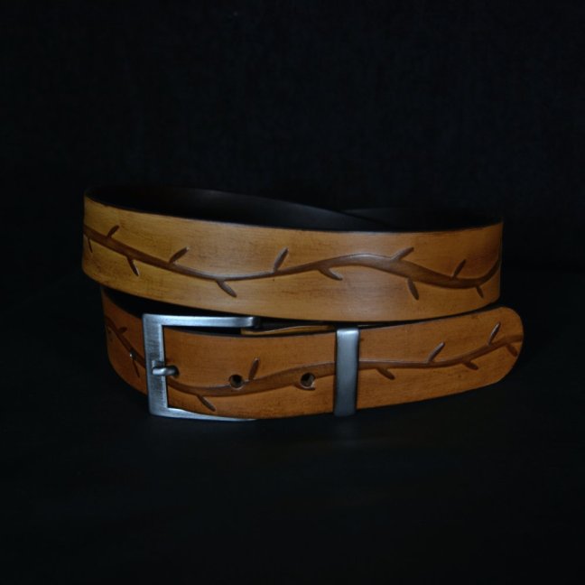 Kožený opasek - Relief hnědý