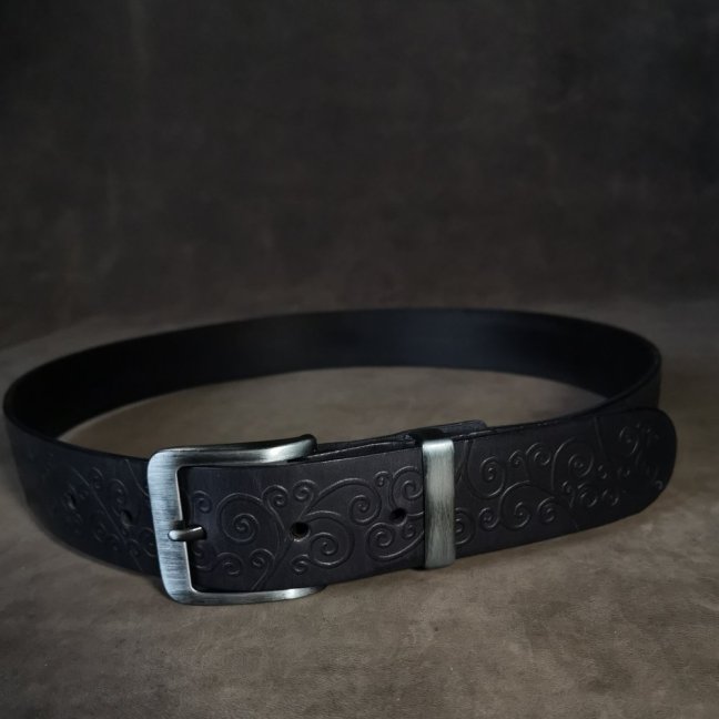 Kožený opasek - Relief černý