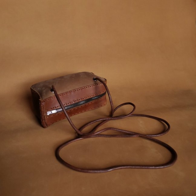 Heboučká, baculatá minikabelka