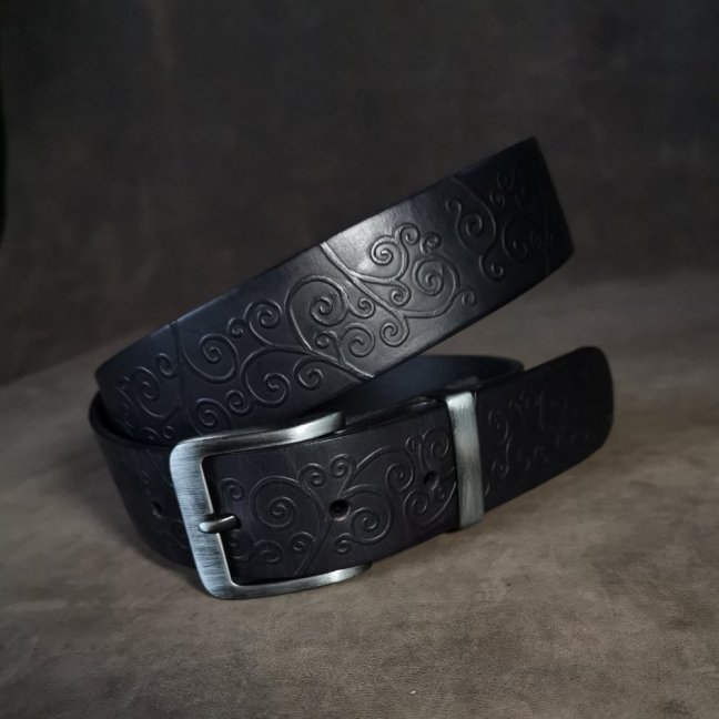 Kožený opasek - Relief černý