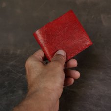 Peněženka s rostlinným motivem