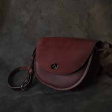 Kabelka tmavě hnědá