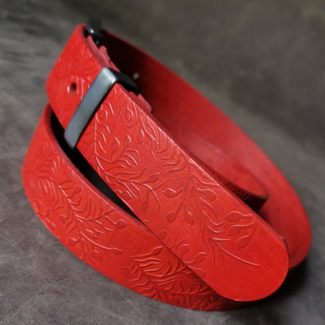 Kožený opasek - Relief  červený