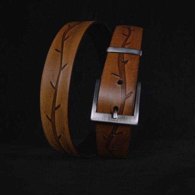 Kožený opasek - Relief hnědý